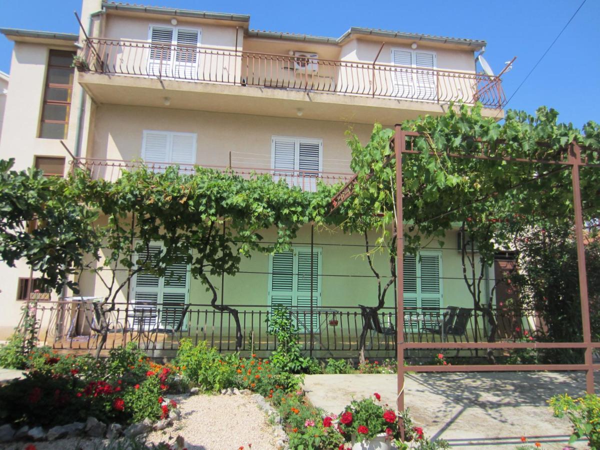 Ivic Apartments Vodice Croatia Exterior photo